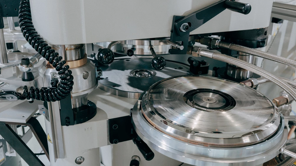 Objects Presswerk — record press close-up, Berlin
